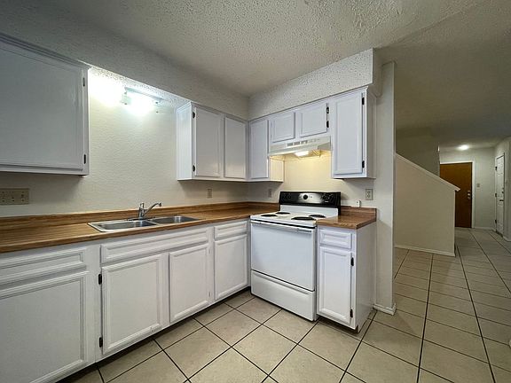 5th image of 1303 Conway Dr