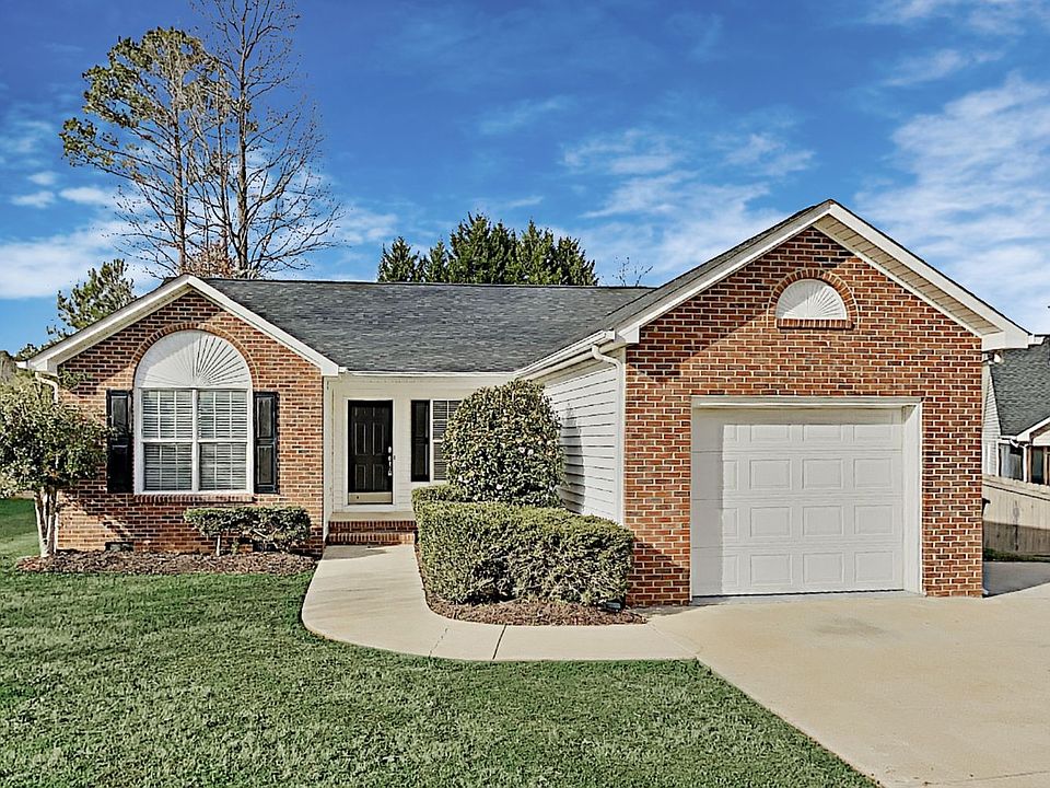 1st image of 1011 White Water Cir