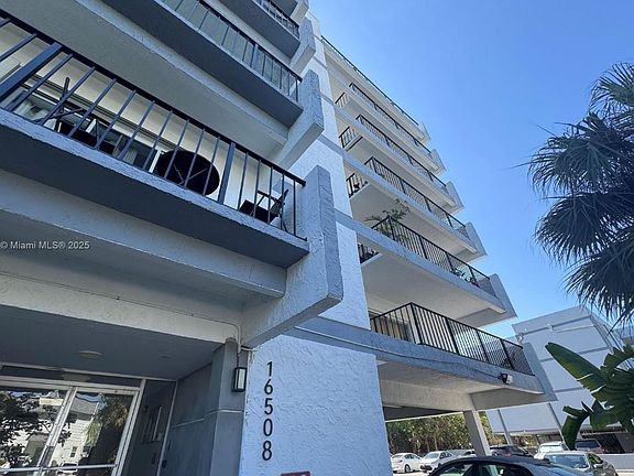 4th image of 16508 NE 26th Ave #699