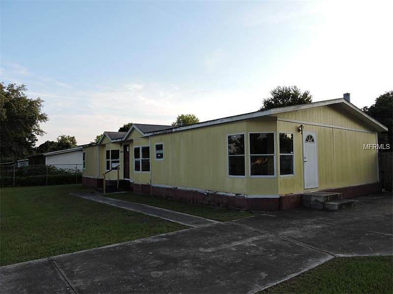 1st image of 2455 Riverwood Dr