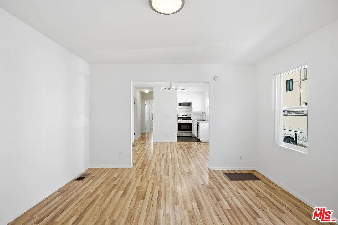 1 bed, 1.0 bath, 900 sqft, $2,295 — Photo 4