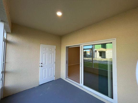 4th image of 4854 Coral Castle Dr