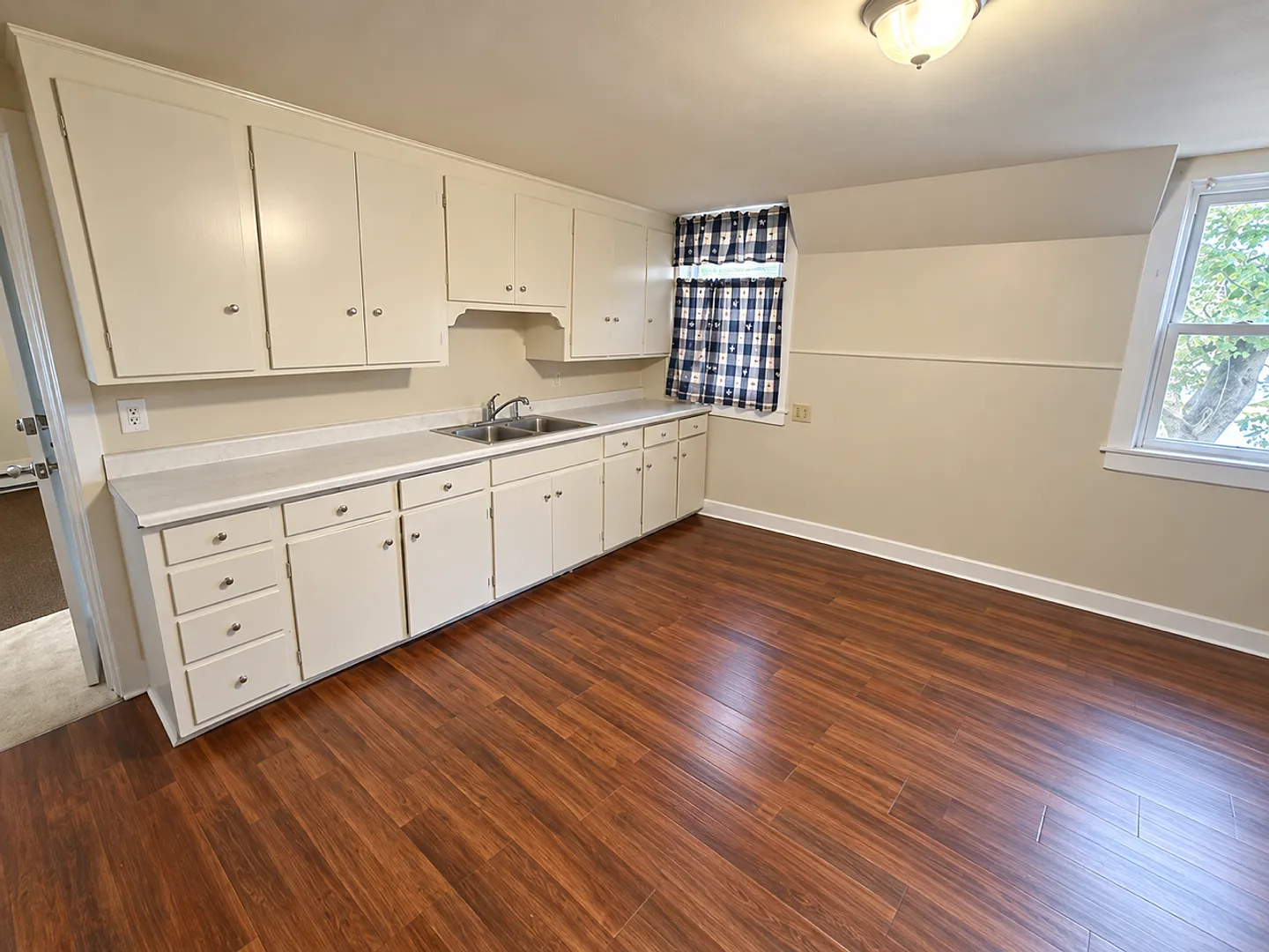 80 Morin Avenue — Photo 2