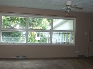 921 Parkside Dr, New Castle, IN 47362