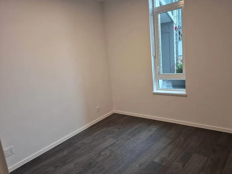 6788 Minoru Blvd — Photo 4