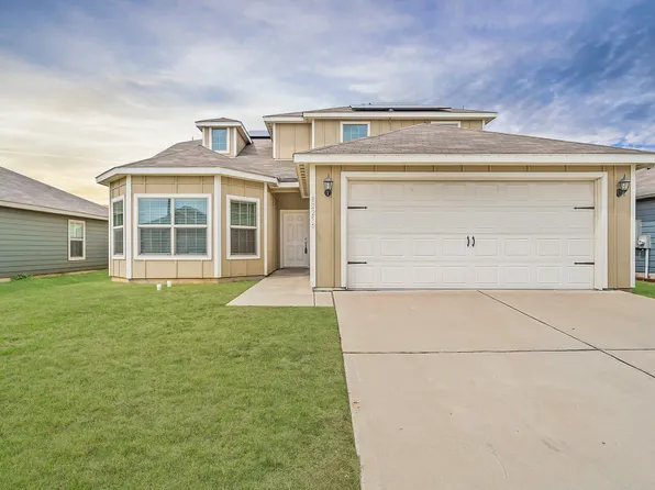 8225 Steel Dust Dr, Fort Worth, TX 76179