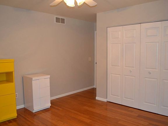5th image of 813 Heritage Ln