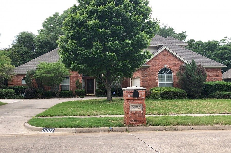 1st image of 6802 Kennedy Dr