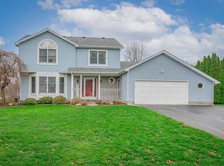 50 Blue Birch Dr, Rochester, NY 14612