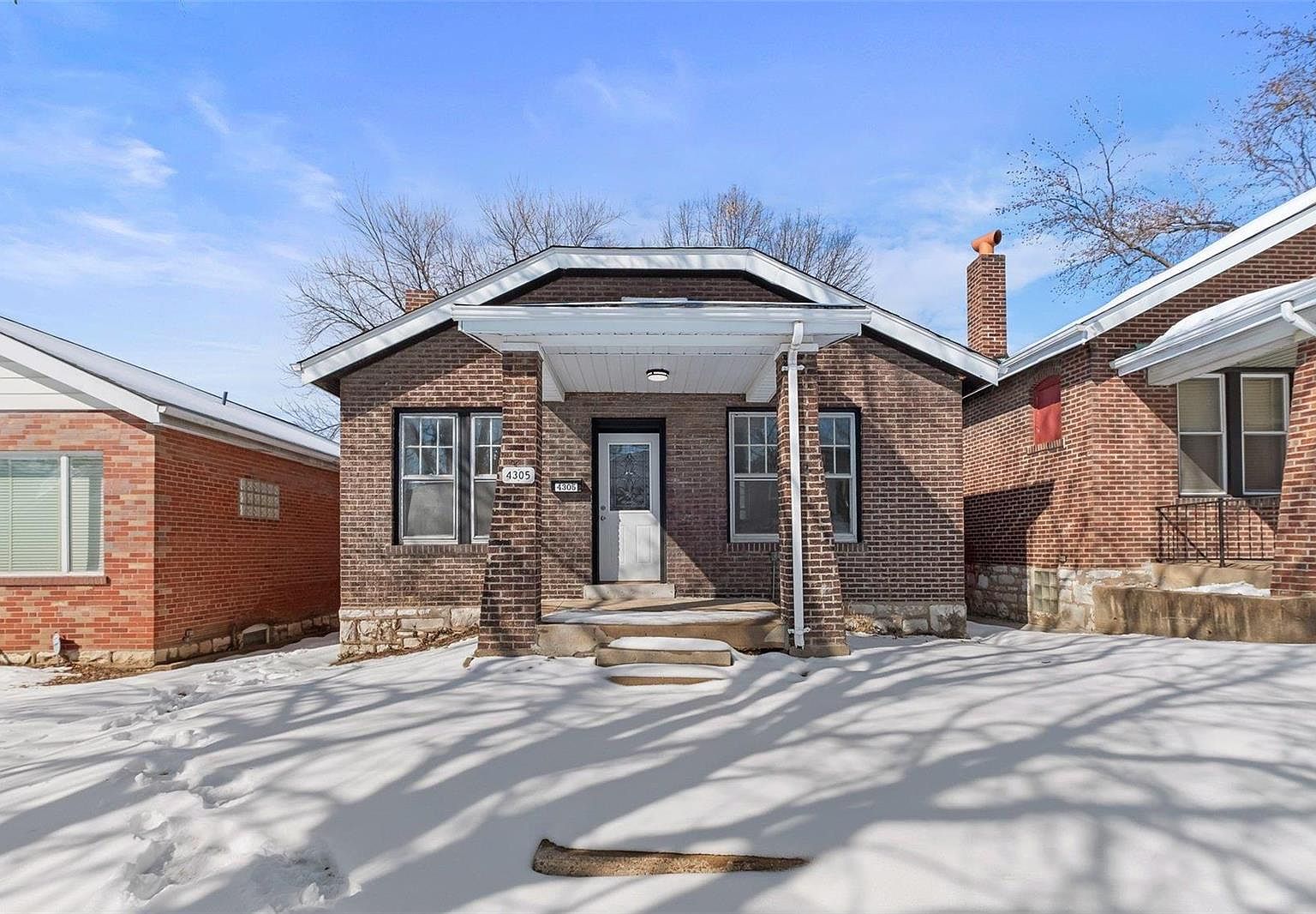 4305 Dewey Ave, Saint Louis, MO 63116 | Zillow