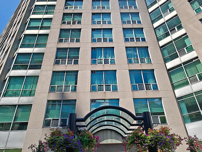 942 Yonge St #1116 — Photo 1