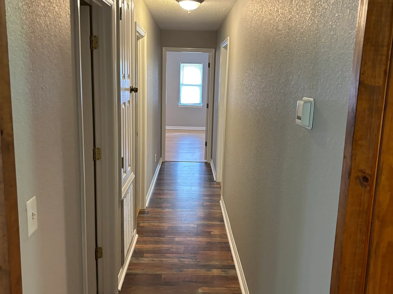3 bed, 1923 sqft, $1,900 — Photo 3