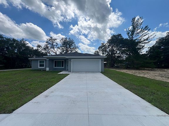 3rd image of 44 Fisher Way Dr