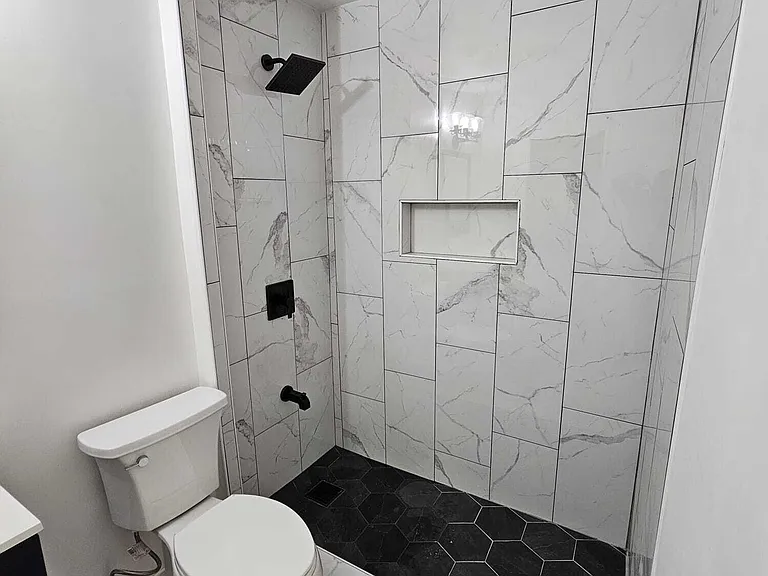 8375 W Madison St — Photo 14