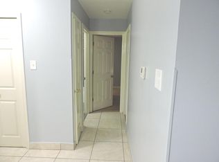 693 E Fullerton Ave #106, Glendale Heights, IL 60139