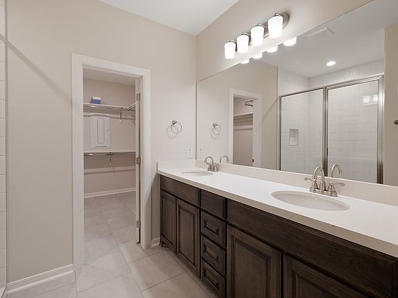4th image of 3917 Highland Ave