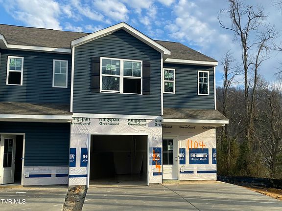 2nd image of 1127 Saylors Pl