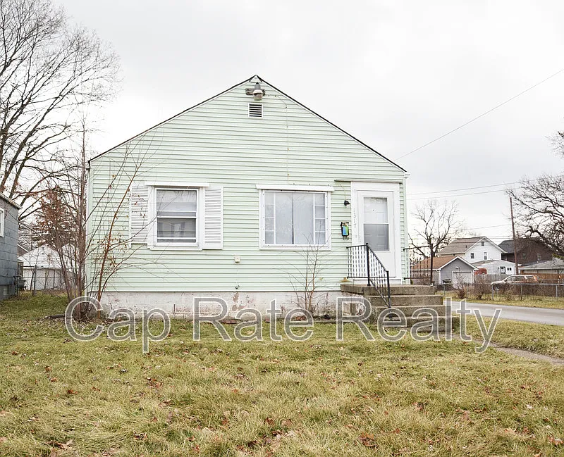 2 bed, 1.5 bath, 1000 sqft, $1,250 — Photo 2