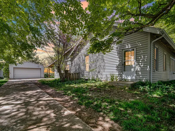 20457 Sycamore Rd, Culver, IN 46511