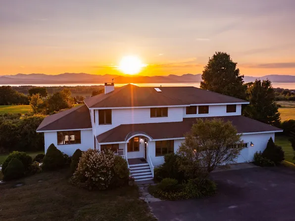 304 Natures Way, Charlotte, VT 05445