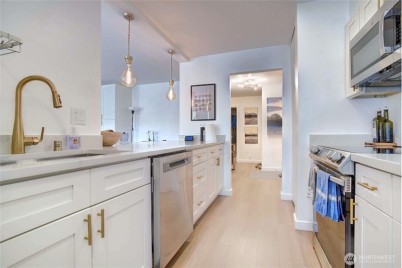 3rd image of 4545 Sand Point Way NE #302