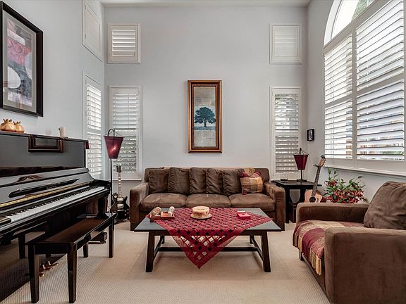 5th image of 118 Maybeck Street