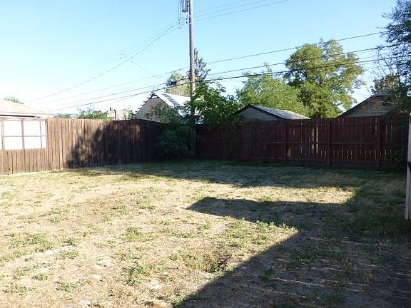 5th image of 814 E Hoffman Ave