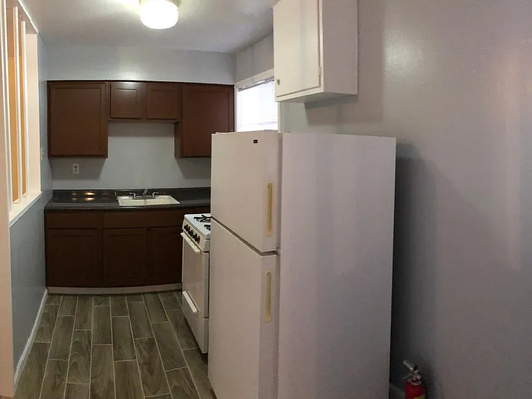 3557 Southern Ave #2 — Photo 3