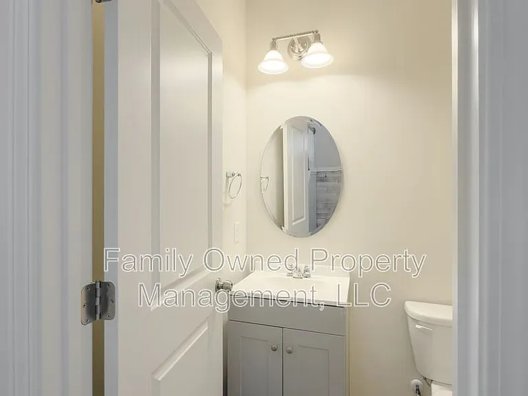 8968 Cat Tail Pond Rd — Photo 19