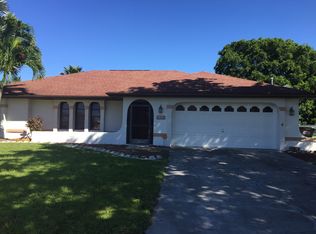 415 SW 33rd Ter, Cape Coral, FL 33914