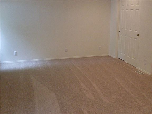 3rd image of 9801 195th Street Ct E