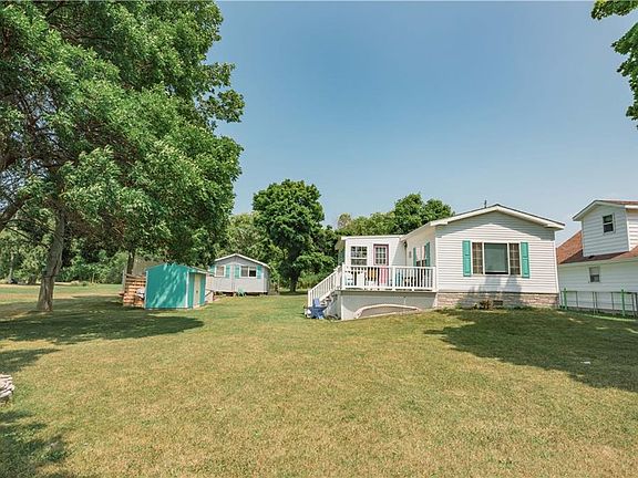 2nd image of 2564 Ponds Shore Dr