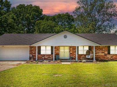 15768 S 297th East Ave, Coweta, OK, 74429