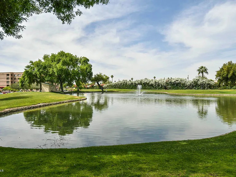 7950 E Camelback Rd #203 — Photo 17