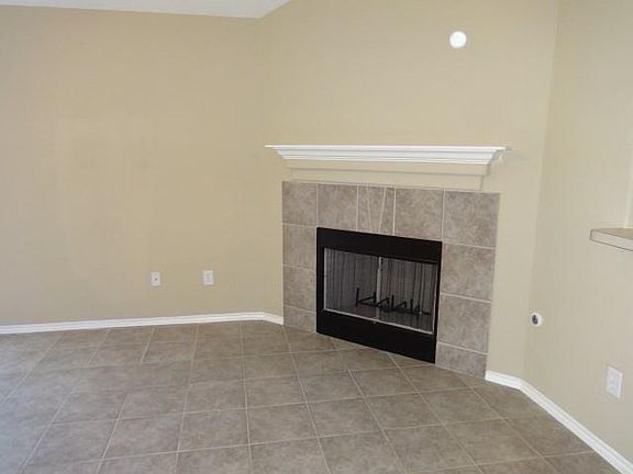 3rd image of 18415 Austin Oak Ln
