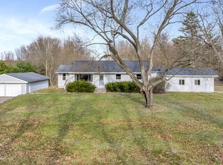 8447 Dunn Rd, Munith, MI 49259