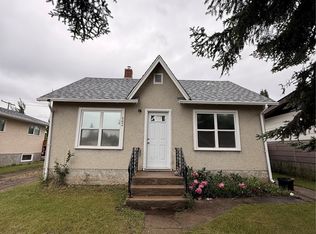 982 12th St W, Prince Albert, SK S6V3C7
