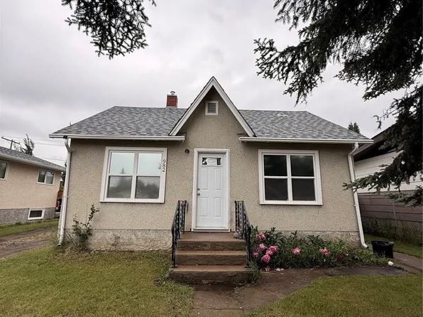 982 12th Street W, Prince Albert, SK S6V 3C7