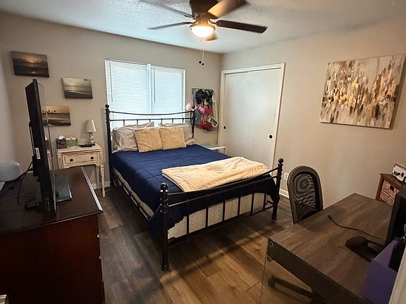 5th image of 11508 W 56th St