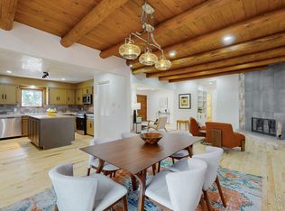 2530 Calle Delfino, Santa Fe, NM 87505