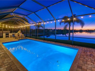 401 NE 19th Place Cpe, Coral, FL, 33909