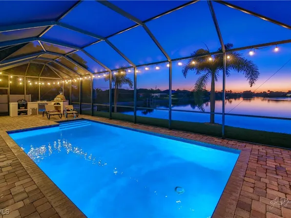 401 NE 19th Place Cpe, Coral, FL 33909