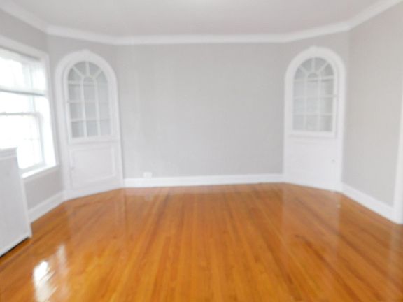 4th image of 2600 Eastwood Ave #Shs1ktzzh