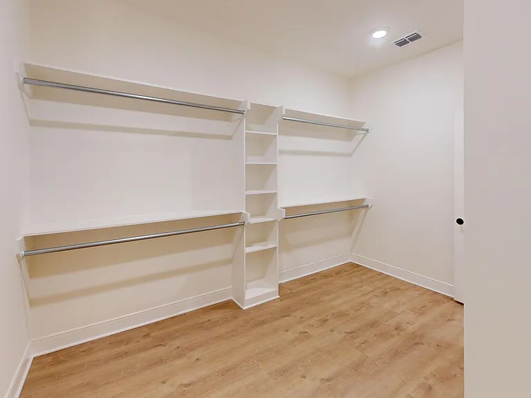 6618 Bendale Dr — Photo 10