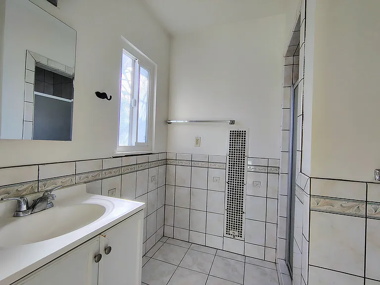 9760 Charleville Blvd #Penthouse C — Photo 14