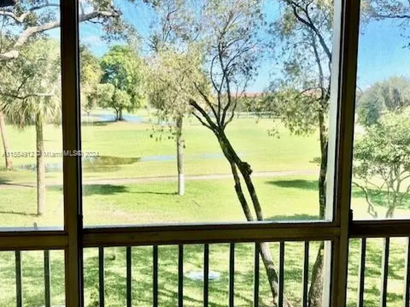 1201 SW 128th Ter APT 208E, Pembroke Pines, FL 33027