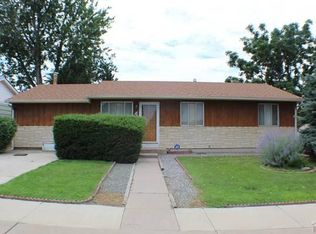 4 Taos Rd, Pueblo, CO 81001
