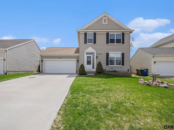 2907 Birchwood Dr, Bellevue, NE 68123