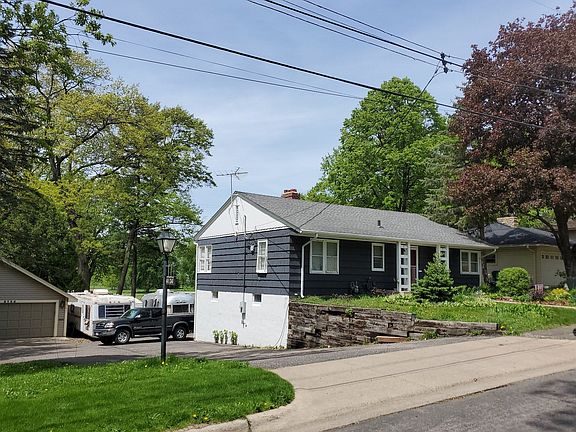 3rd image of 4130 Colorado Ave S