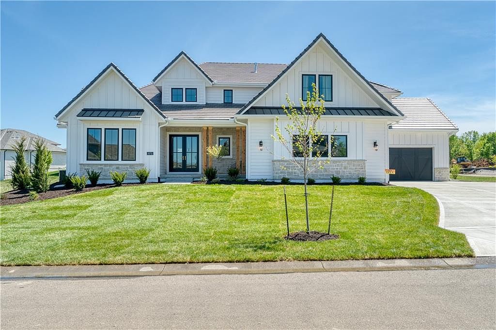 10711 W 173rd Ter, Overland Park, KS 66221 | Zillow